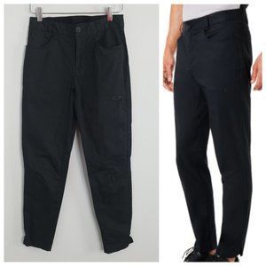 Oakley Men's Black Golf Pants 28